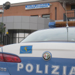 La sede della Polizia Stradale, 113, auto