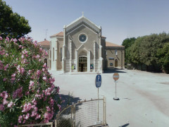 Chiesa della Pace, in via Sanzio a Senigallia