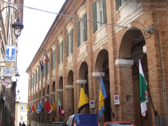 Comune di Corinaldo, Logge, Corso di Corinaldo