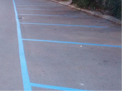 Parcheggi a pagamento, strisce blu