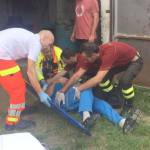 I soccorsi a un uomo feritosi mentre spegneva un incendio a Montale di Arcevia