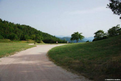 Il monte della croce ad Arcevia, in una foto della Podistica Valmisa