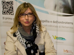 Stefania Martinangeli intervistata nella redazione di Senigallia Notizie