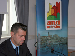 Maurizio Mangialardi all'assemblea dell'Anci Marche