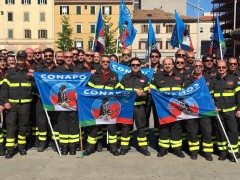 La manifestazione dei Vigili del Fuoco del CONAPO