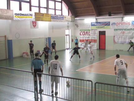 Un momento del match tra Corinaldo C5 e Torresavio Futsal Cesena