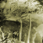 La miniera di Cabernardi (Foto tratta da minieracabernardi.it) nei primi anni del '900