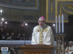 La celebrazione del giovedì santo nel duomo di Senigallia riaperto dopo il terremoto del 18 gennaio 2017