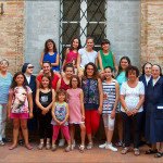 Ostra: tante ragazze al laboratorio di ricamo