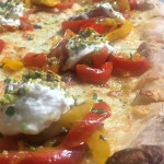 Farciture sempre nuove per la pizza di Aculmò a Senigallia