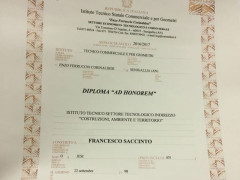 Diploma ad honorem a Francesco Saccinto