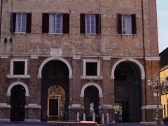 Piazza Roma