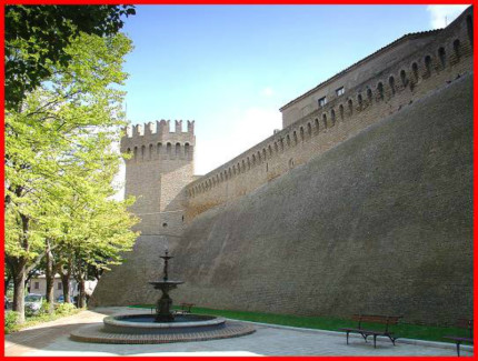 piazza del Rsorgimento, Corinaldo