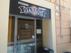 Garage by pizzeria Aculmò - pizza gourmet a Senigallia