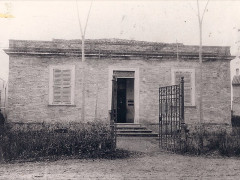 Scuola di Pianello di Ostra inaugurata nel 1900 e intitolata a Oberdan