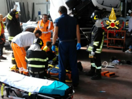 Incidente sul lavoro a Trecastelli, soccorso un 57enne gravemente ferito