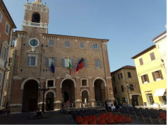 Piazza Roma, Municipio di Senigallia