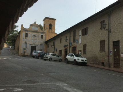 Municipio e Chiesa di San Francesco a Castelleone di Suasa
