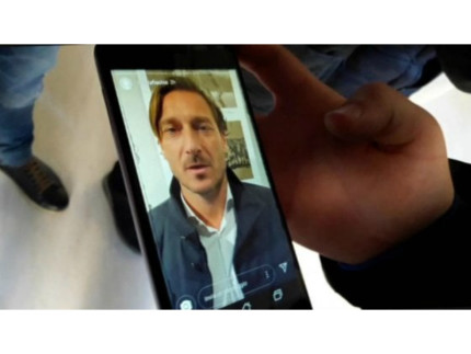 il Video di Totti per Michele