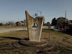 Monumento a Renato Cesarini