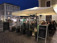 Priscilla, bar, caffetteria, bistrò su piazza Saffi a Senigallia