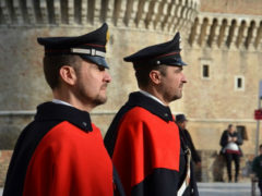 Carabinieri in mantella a Senigallia