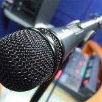 Microfono in uno studio di registrazione