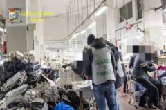 Guardia di Finanza nel tessile