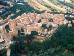 Serra de' Conti : veduta aerea