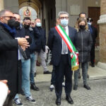 Il sindaco incontra i manifestanti
