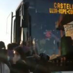 Autobus affollato da troppi passeggeri