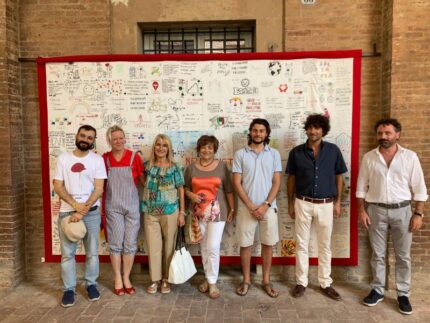 Inaugurata a Corinaldo la "Bandiera della Memoria. Legame - Ricostruiamo la vicinanza"