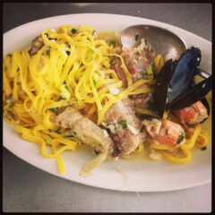 Primi piatti di pesce del ristorante Sailors Club di Senigallia