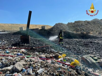 Corinaldo - Incendio discarica 1 (1)