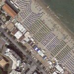 Veduta aerea di un tratto del lungomare e della spiaggia di Senigallia