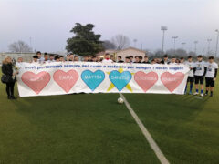 Striscione in memoria delle vittime della Lanterna Azzurra