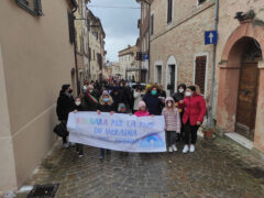 Corteo per la pace in Ucraina a Barbara