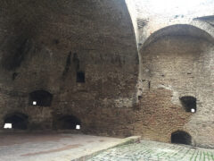 Segnalazione sfaldamento mura castellane di Corinaldo
