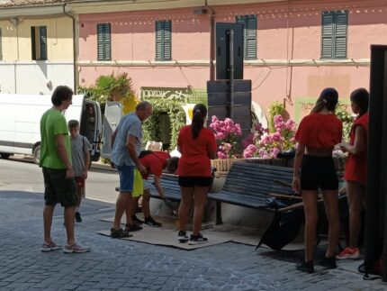 Partecipanti del progetto "Ci sto? Affare fatica!" a Serra de' Conti