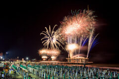 Fuochi artificiali a Senigallia - Spettacolo pirotecnico sul mare con i fuochi d'artificio