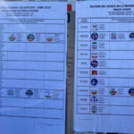 Manifesti elettorali a Senigallia per le elezioni politiche 2022