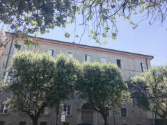 Decadimento, abbandono e sfacelo di Palazzo Marcolini a Corinaldo