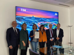 Donazione Fondazione TIM ad IIS Corinaldesi-Padovano