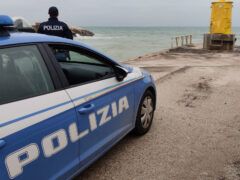 Polizia sul molo di Levante di Senigallia