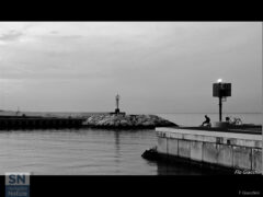 Solo sul molo - Foto Floriana Giacchini