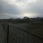 Lavori di realizzazione della pista di motociclismo sulla spiaggia di ponente