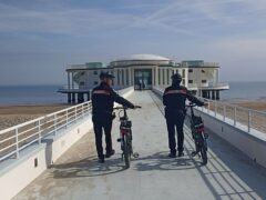 Carabinieri in servizio con le biciclette a pedalata assistita