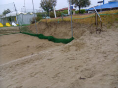 Dune sulla spiaggia di Senigallia erose o danneggiate dai lavori