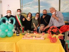 Festeggiamenti a Trecastelli per i cento anni di Lidia Morganti