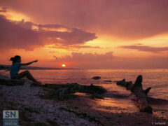Il lancio del sole in mare - Foto Simona Santarelli